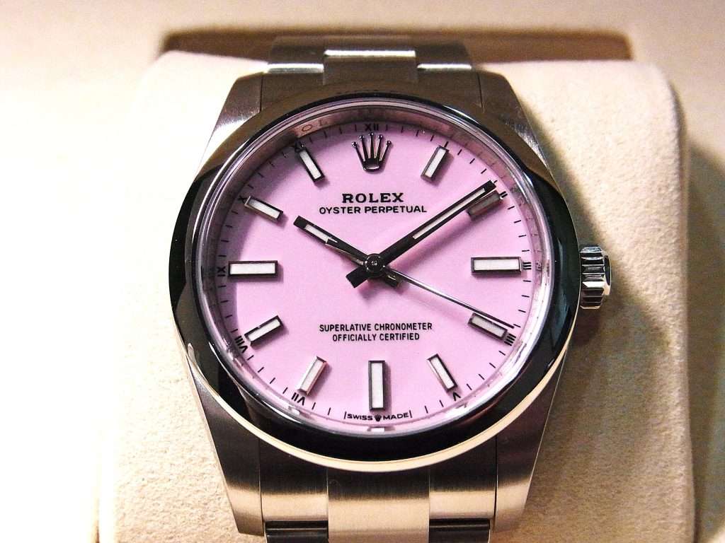 ロレックスオイスターパーペチュアル124200買取価格 ￥1,400,000-