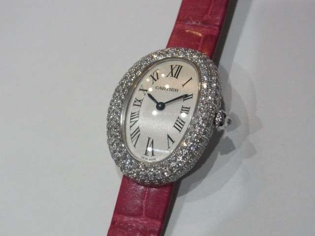 カルティエ ベニュワールSM ホワイトゴールド/革 ダイヤベゼル WJBA0015 4193 買取価格 ￥1,830,000-